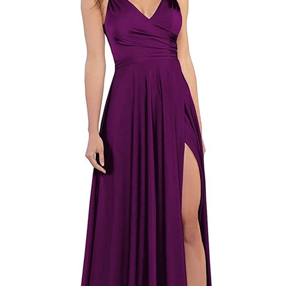 Floor length satin dress - Picture 10 of 12